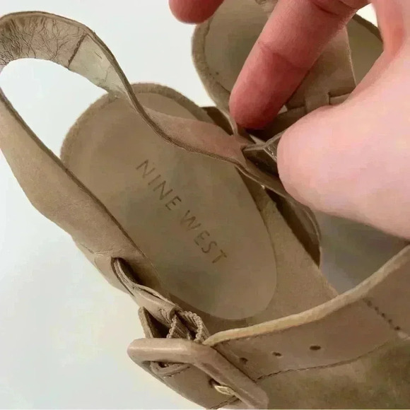 Nine West womens heels size 6.5 SusantJ taupe leather gem platform wedges - Picture 10 of 13